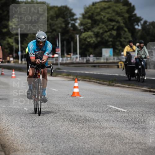 16.08.2026 - KN Förde Triathlon 2026 H.Heesch http://msf.ph/oto/9978297 16.08.2026 11:31:40 Radfahren 338, 395, 801 meine-sportfotos.de