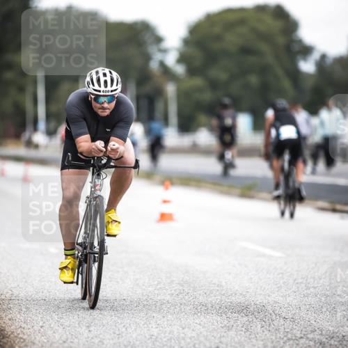 16.08.2026 - KN Förde Triathlon 2026 H.Heesch http://msf.ph/oto/9978310 16.08.2026 11:24:43 Radfahren 345, 359, 361, 400 meine-sportfotos.de