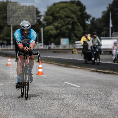 16.08.2026 - KN Förde Triathlon 2026 H.Heesch http://msf.ph/oto/9978312 16.08.2026 11:31:41 Radfahren 338, 395, 801 meine-sportfotos.de