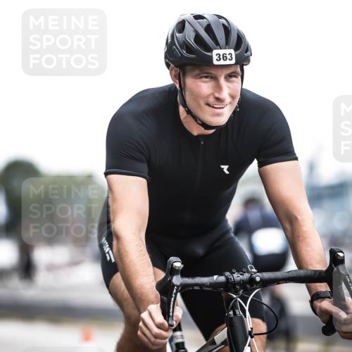 16.08.2026 - KN Förde Triathlon 2026 H.Heesch http://msf.ph/oto/9978353 16.08.2026 11:24:57 Radfahren 322, 358, 360, 363, 406 meine-sportfotos.de