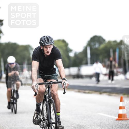 16.08.2026 - KN Förde Triathlon 2026 H.Heesch http://msf.ph/oto/9978358 16.08.2026 11:25:02 Radfahren 331, 406, 408, 409, 426 meine-sportfotos.de