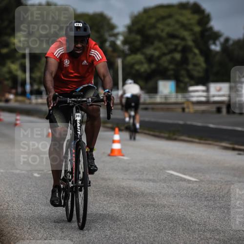 16.08.2026 - KN Förde Triathlon 2026 H.Heesch http://msf.ph/oto/9978366 16.08.2026 11:31:47 Radfahren 351, 801 meine-sportfotos.de