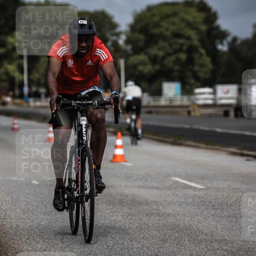 16.08.2026 - KN Förde Triathlon 2026 H.Heesch http://msf.ph/oto/9978368 16.08.2026 11:31:47 Radfahren 351, 801 meine-sportfotos.de