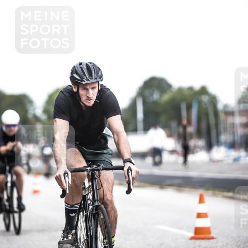 16.08.2026 - KN Förde Triathlon 2026 H.Heesch http://msf.ph/oto/9978369 16.08.2026 11:25:02 Radfahren 331, 406, 408, 409, 426 meine-sportfotos.de