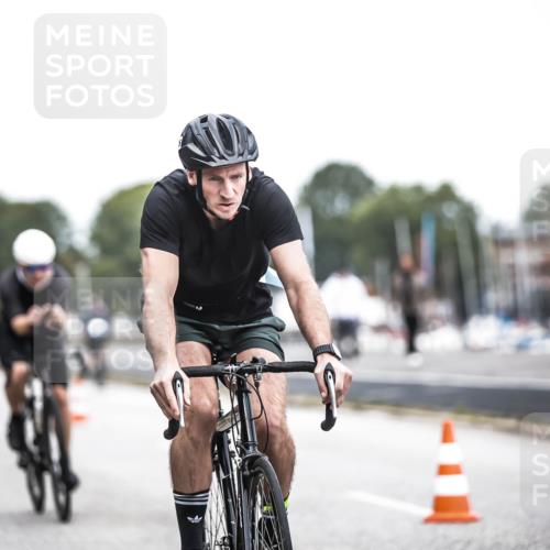 16.08.2026 - KN Förde Triathlon 2026 H.Heesch http://msf.ph/oto/9978373 16.08.2026 11:25:02 Radfahren 331, 406, 408, 409, 426 meine-sportfotos.de