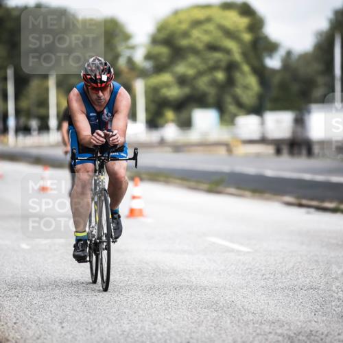 16.08.2026 - KN Förde Triathlon 2026 H.Heesch http://msf.ph/oto/9978403 16.08.2026 11:32:03 Radfahren 331, 347, 352, 363, 410 meine-sportfotos.de
