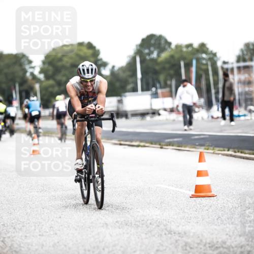 16.08.2026 - KN Förde Triathlon 2026 H.Heesch http://msf.ph/oto/9978408 16.08.2026 11:25:07 Radfahren 331, 341, 376, 409 meine-sportfotos.de