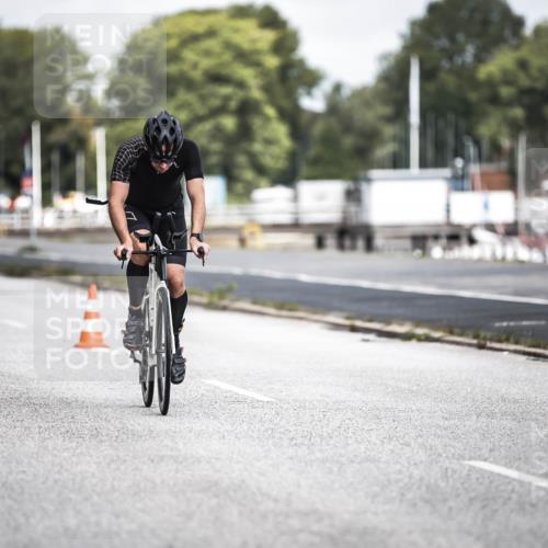 16.08.2026 - KN Förde Triathlon 2026 H.Heesch http://msf.ph/oto/9978435 16.08.2026 11:32:04 Radfahren 331, 352, 363, 410 meine-sportfotos.de