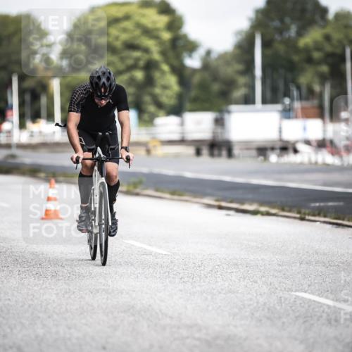16.08.2026 - KN Förde Triathlon 2026 H.Heesch http://msf.ph/oto/9978437 16.08.2026 11:32:04 Radfahren 331, 352, 363, 410 meine-sportfotos.de