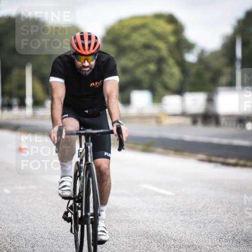 16.08.2026 - KN Förde Triathlon 2026 H.Heesch http://msf.ph/oto/9978449 16.08.2026 11:32:05 Radfahren 331, 352, 363, 365, 410 meine-sportfotos.de