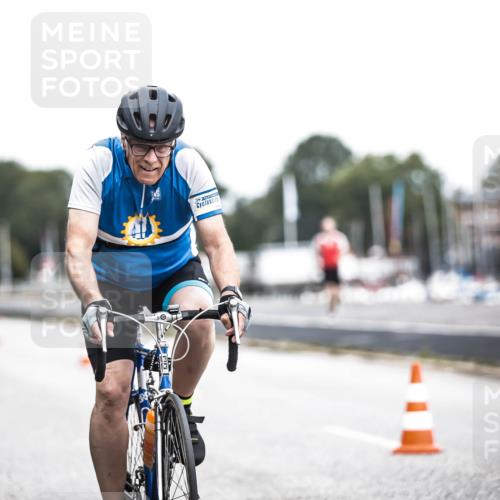 16.08.2026 - KN Förde Triathlon 2026 H.Heesch http://msf.ph/oto/9978470 16.08.2026 11:25:21 Radfahren 302, 415 meine-sportfotos.de