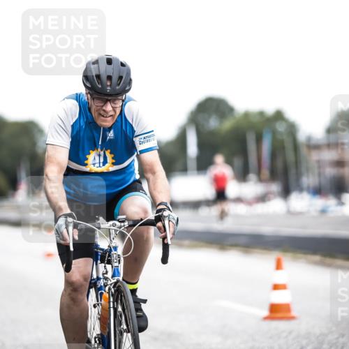 16.08.2026 - KN Förde Triathlon 2026 H.Heesch http://msf.ph/oto/9978472 16.08.2026 11:25:21 Radfahren 302, 415 meine-sportfotos.de