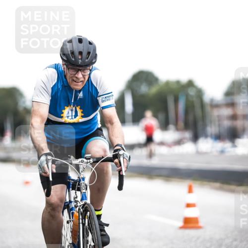 16.08.2026 - KN Förde Triathlon 2026 H.Heesch http://msf.ph/oto/9978473 16.08.2026 11:25:21 Radfahren 302, 415 meine-sportfotos.de