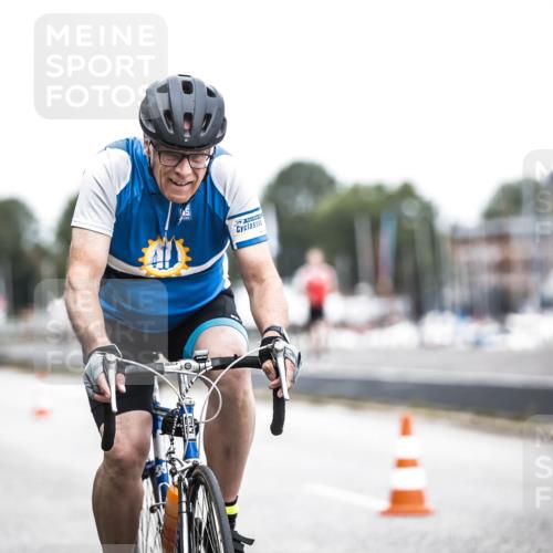 16.08.2026 - KN Förde Triathlon 2026 H.Heesch http://msf.ph/oto/9978475 16.08.2026 11:25:21 Radfahren 302, 415 meine-sportfotos.de
