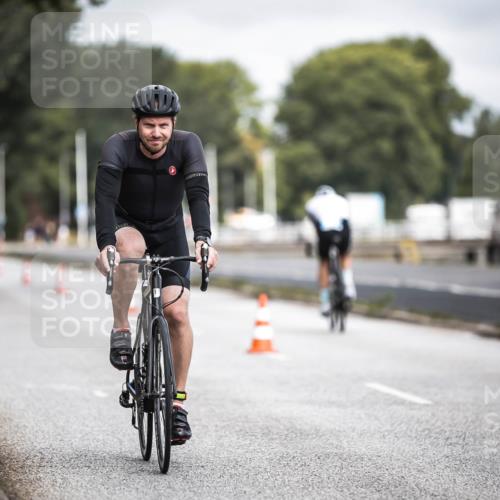 16.08.2026 - KN Förde Triathlon 2026 H.Heesch http://msf.ph/oto/9978476 16.08.2026 11:32:08 Radfahren 352, 363, 365, 410 meine-sportfotos.de