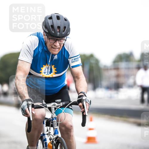 16.08.2026 - KN Förde Triathlon 2026 H.Heesch http://msf.ph/oto/9978481 16.08.2026 11:25:21 Radfahren 302, 415 meine-sportfotos.de