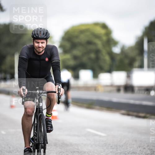 16.08.2026 - KN Förde Triathlon 2026 H.Heesch http://msf.ph/oto/9978490 16.08.2026 11:32:09 Radfahren 352, 363, 365, 393, 410 meine-sportfotos.de