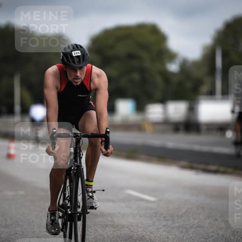 16.08.2026 - KN Förde Triathlon 2026 H.Heesch http://msf.ph/oto/9978548 16.08.2026 11:32:18 Radfahren 342, 364, 394, 400 meine-sportfotos.de