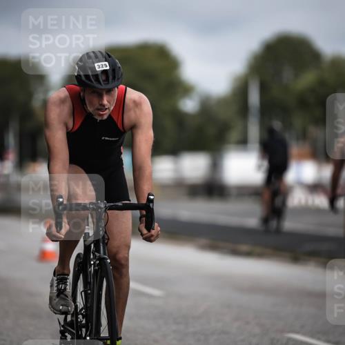 16.08.2026 - KN Förde Triathlon 2026 H.Heesch http://msf.ph/oto/9978558 16.08.2026 11:32:19 Radfahren 342, 364, 394, 400 meine-sportfotos.de