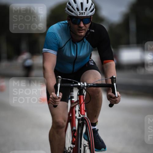 16.08.2026 - KN Förde Triathlon 2026 H.Heesch http://msf.ph/oto/9978593 16.08.2026 11:32:37 Radfahren 341, 372, 397 meine-sportfotos.de