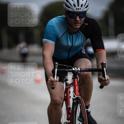 16.08.2026 - KN Förde Triathlon 2026 H.Heesch http://msf.ph/oto/9978595 16.08.2026 11:32:38 Radfahren 341, 372, 397 meine-sportfotos.de