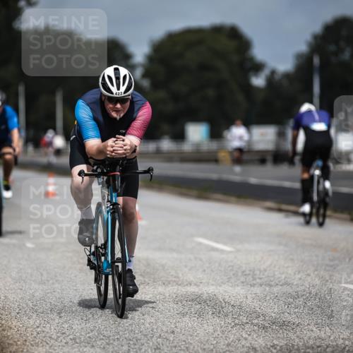 16.08.2026 - KN Förde Triathlon 2026 H.Heesch http://msf.ph/oto/9978626 16.08.2026 11:26:23 Radfahren 317, 385, 404, 407, 422, 432 meine-sportfotos.de