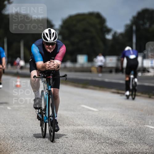 16.08.2026 - KN Förde Triathlon 2026 H.Heesch http://msf.ph/oto/9978628 16.08.2026 11:26:23 Radfahren 317, 385, 404, 407, 422, 432 meine-sportfotos.de