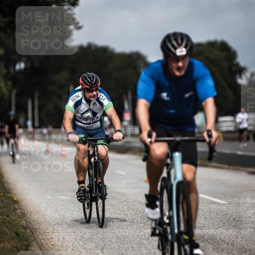 16.08.2026 - KN Förde Triathlon 2026 H.Heesch http://msf.ph/oto/9978650 16.08.2026 11:26:24 Radfahren 317, 385, 404, 407, 422, 432 meine-sportfotos.de