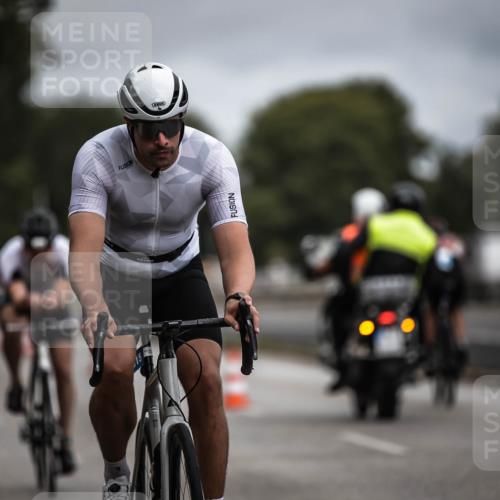 16.08.2026 - KN Förde Triathlon 2026 H.Heesch http://msf.ph/oto/9978651 16.08.2026 11:32:45 Radfahren 315, 372, 389, 392 meine-sportfotos.de