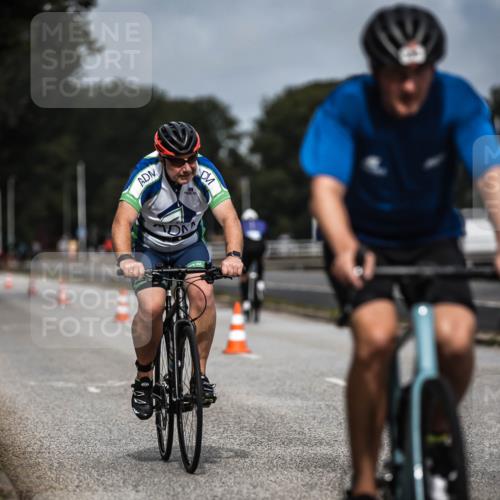 16.08.2026 - KN Förde Triathlon 2026 H.Heesch http://msf.ph/oto/9978662 16.08.2026 11:26:25 Radfahren 317, 374, 385, 404, 407, 422, 432 meine-sportfotos.de