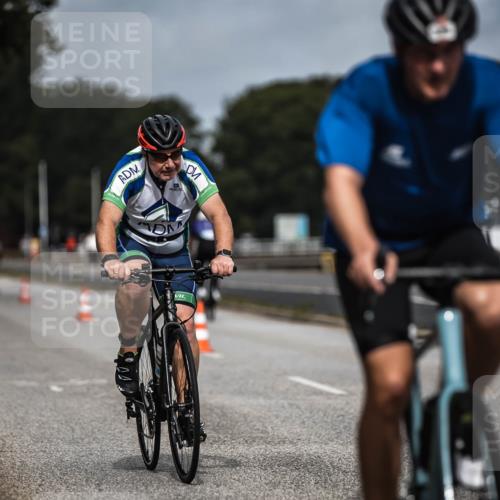 16.08.2026 - KN Förde Triathlon 2026 H.Heesch http://msf.ph/oto/9978666 16.08.2026 11:26:25 Radfahren 317, 374, 385, 404, 407, 422, 432 meine-sportfotos.de