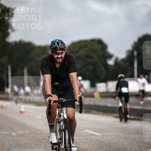 16.08.2026 - KN Förde Triathlon 2026 H.Heesch http://msf.ph/oto/9978674 16.08.2026 11:26:30 Radfahren 328, 374, 432, 803 meine-sportfotos.de