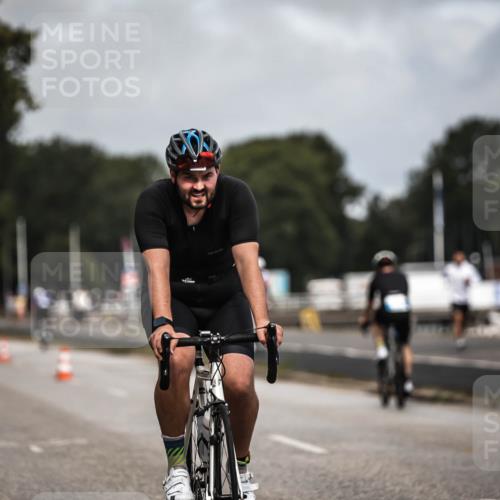 16.08.2026 - KN Förde Triathlon 2026 H.Heesch http://msf.ph/oto/9978676 16.08.2026 11:26:30 Radfahren 328, 374, 432, 803 meine-sportfotos.de