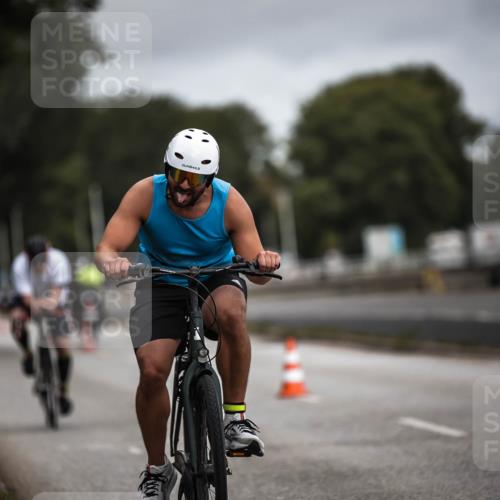 16.08.2026 - KN Förde Triathlon 2026 H.Heesch http://msf.ph/oto/9978698 16.08.2026 11:32:51 Radfahren 348, 391, 399 meine-sportfotos.de
