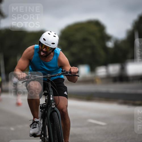 16.08.2026 - KN Förde Triathlon 2026 H.Heesch http://msf.ph/oto/9978712 16.08.2026 11:32:51 Radfahren 348, 391, 399 meine-sportfotos.de