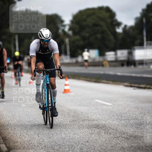 16.08.2026 - KN Förde Triathlon 2026 H.Heesch http://msf.ph/oto/9978717 16.08.2026 11:26:56 Radfahren 343, 359, 361, 383, 412, 804 meine-sportfotos.de