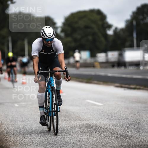 16.08.2026 - KN Förde Triathlon 2026 H.Heesch http://msf.ph/oto/9978723 16.08.2026 11:26:56 Radfahren 343, 359, 361, 383, 412, 804 meine-sportfotos.de
