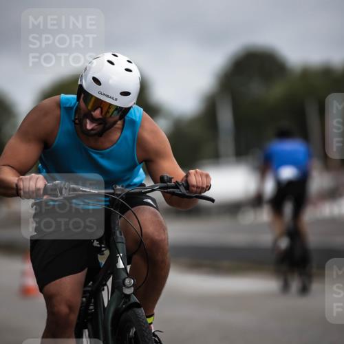 16.08.2026 - KN Förde Triathlon 2026 H.Heesch http://msf.ph/oto/9978730 16.08.2026 11:32:51 Radfahren 348, 391, 399 meine-sportfotos.de