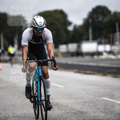16.08.2026 - KN Förde Triathlon 2026 H.Heesch http://msf.ph/oto/9978735 16.08.2026 11:26:57 Radfahren 343, 359, 361, 383, 412, 804 meine-sportfotos.de