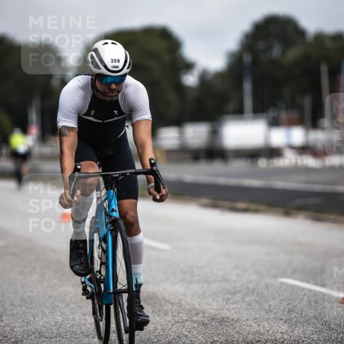 16.08.2026 - KN Förde Triathlon 2026 H.Heesch http://msf.ph/oto/9978737 16.08.2026 11:26:57 Radfahren 343, 359, 361, 383, 412, 804 meine-sportfotos.de
