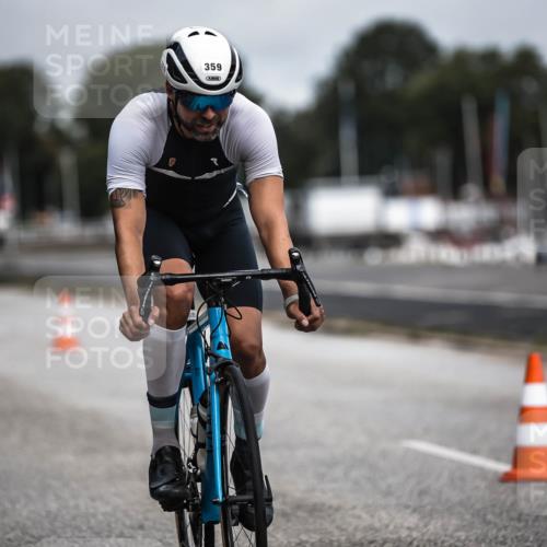 16.08.2026 - KN Förde Triathlon 2026 H.Heesch http://msf.ph/oto/9978745 16.08.2026 11:26:57 Radfahren 343, 359, 361, 383, 412, 804 meine-sportfotos.de