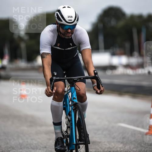 16.08.2026 - KN Förde Triathlon 2026 H.Heesch http://msf.ph/oto/9978747 16.08.2026 11:26:57 Radfahren 343, 359, 361, 383, 412, 804 meine-sportfotos.de