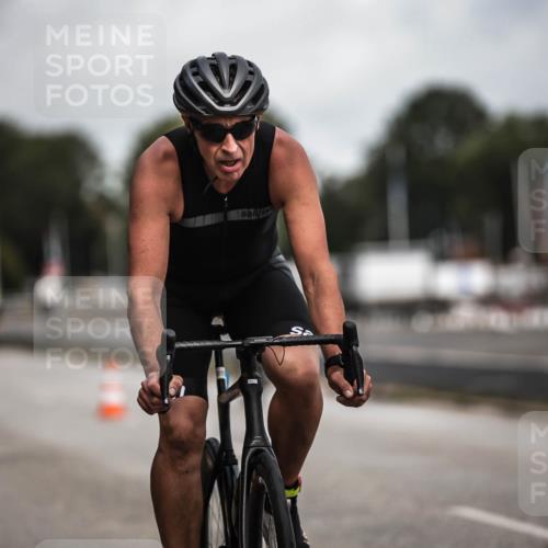 16.08.2026 - KN Förde Triathlon 2026 H.Heesch http://msf.ph/oto/9978758 16.08.2026 11:26:58 Radfahren 343, 359, 361, 383, 412, 804 meine-sportfotos.de