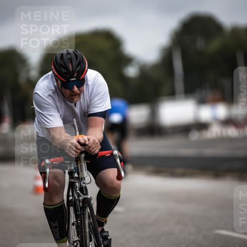 16.08.2026 - KN Förde Triathlon 2026 H.Heesch http://msf.ph/oto/9978759 16.08.2026 11:32:53 Radfahren 348, 391, 399 meine-sportfotos.de