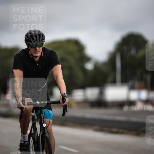 16.08.2026 - KN Förde Triathlon 2026 H.Heesch http://msf.ph/oto/9978794 16.08.2026 11:32:59 Radfahren 368, 399, 430 meine-sportfotos.de