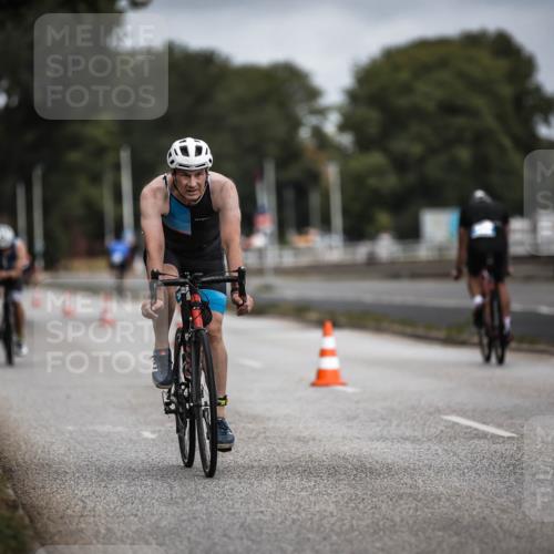 16.08.2026 - KN Förde Triathlon 2026 H.Heesch http://msf.ph/oto/9978826 16.08.2026 11:33:03 Radfahren 368, 369, 386, 430 meine-sportfotos.de