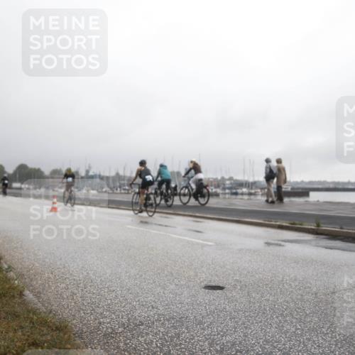 16.08.2026 - KN Förde Triathlon 2026 H.Heesch http://msf.ph/oto/9978851 16.08.2026 10:04:55 Radfahren  meine-sportfotos.de