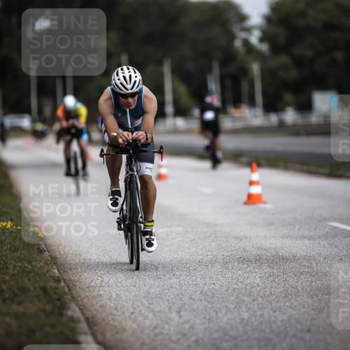 16.08.2026 - KN Förde Triathlon 2026 H.Heesch http://msf.ph/oto/9978859 16.08.2026 11:33:05 Radfahren 369, 386, 411, 430 meine-sportfotos.de