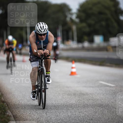 16.08.2026 - KN Förde Triathlon 2026 H.Heesch http://msf.ph/oto/9978872 16.08.2026 11:33:06 Radfahren 369, 386, 411 meine-sportfotos.de