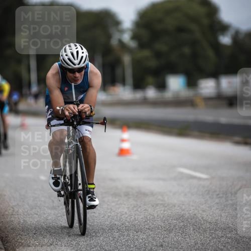16.08.2026 - KN Förde Triathlon 2026 H.Heesch http://msf.ph/oto/9978878 16.08.2026 11:33:06 Radfahren 369, 386, 411 meine-sportfotos.de